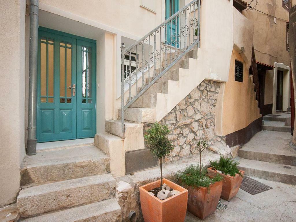 Apartments Mediteranea Башка Экстерьер фото