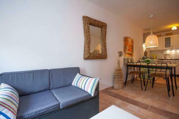 Apartments Mediteranea Башка Экстерьер фото