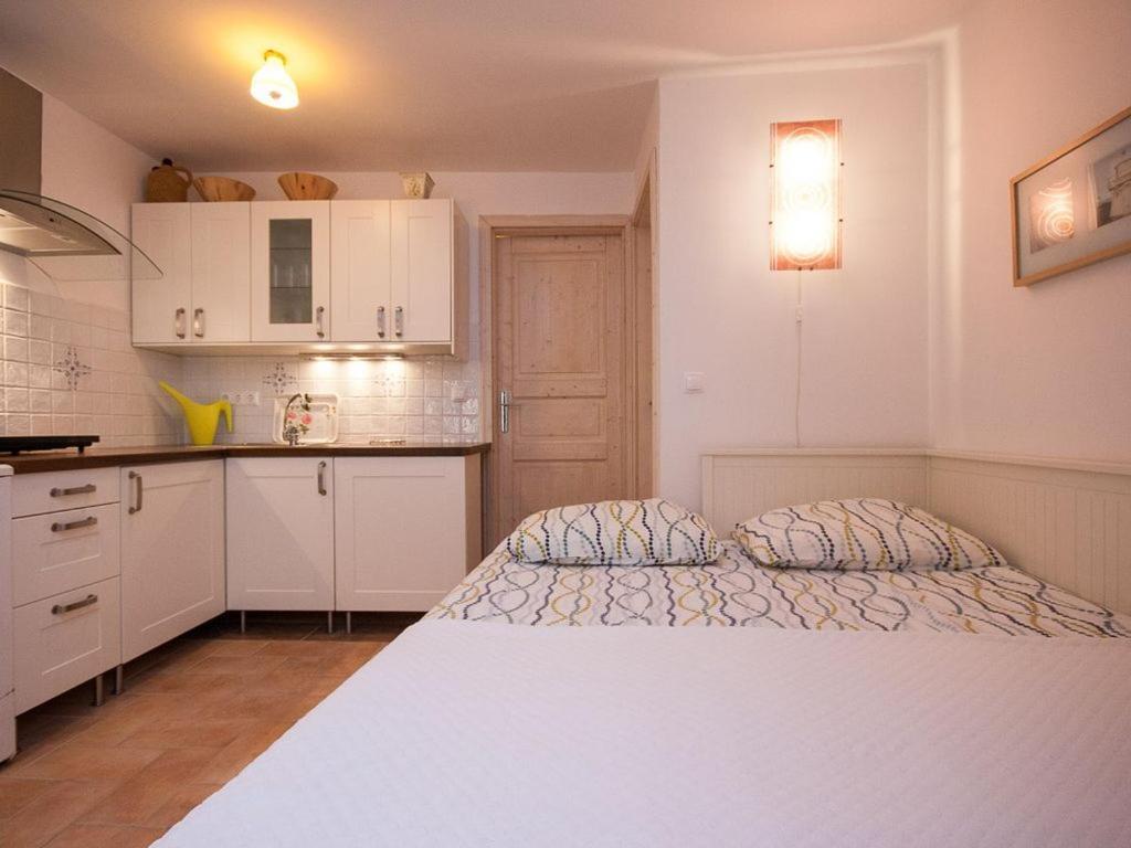 Apartments Mediteranea Башка Экстерьер фото